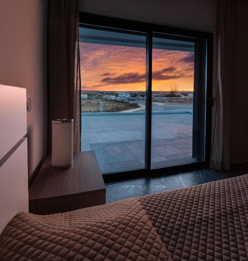 Sunset House Lägenhet Vila do Bispo Exteriör bild